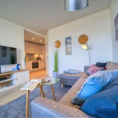 - Haus L, App 0l0508 公寓 *