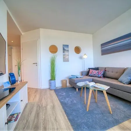 - Haus L, App 0l0508 * 海利根港